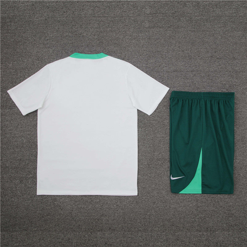 Conjunto de Treino Portugal 24/25 - Branco - Lançamento