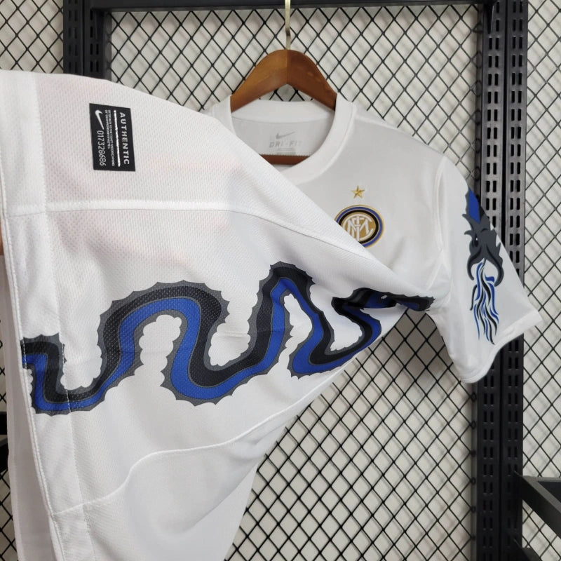 Camisa Inter de Milão Away 2010 - Versão Retro