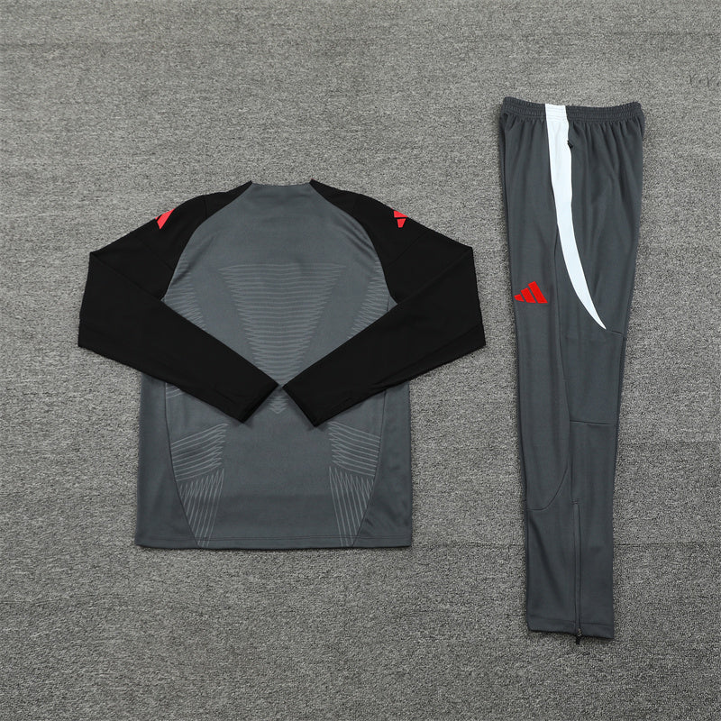 Conjunto de Treino Manchester United 24/25 - Lançamento