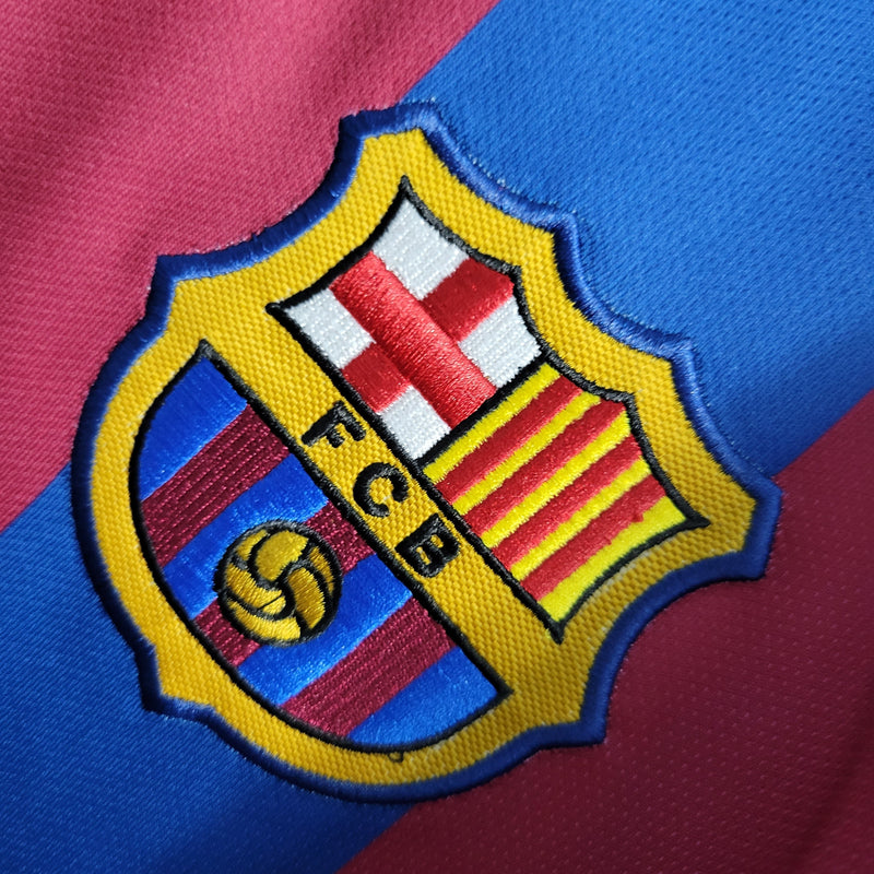 Camisa Barcelona Titular 05/06 - Retro
